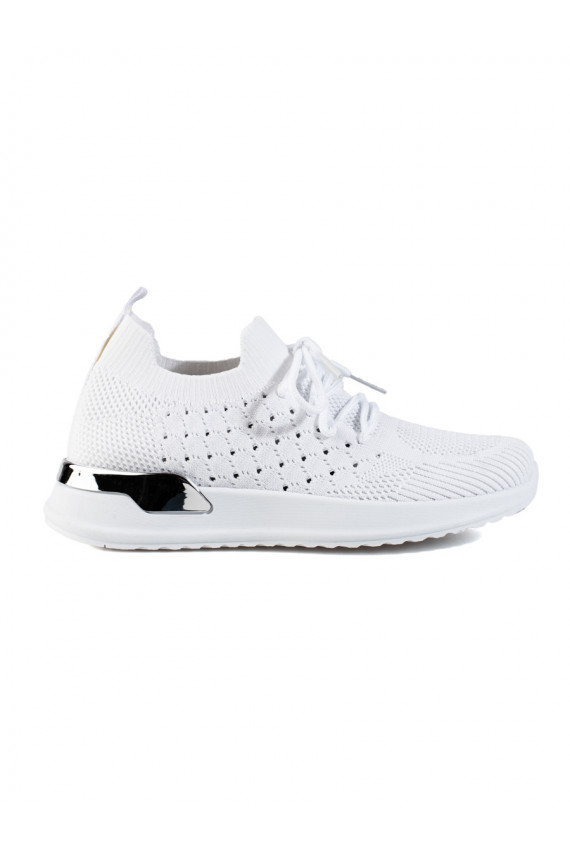 White color  sneakers Shelovet