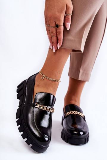 Lacquered shoes with a chain Black Anne 2