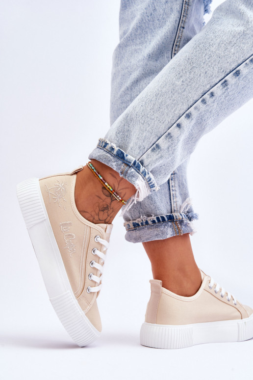 Comfortable Sneakers On The Platform Lee Cooper LCW-23-31-1808L Beige Comfortable Sneakers On The Platform Lee Cooper LCW-23-31-1808L Beige
