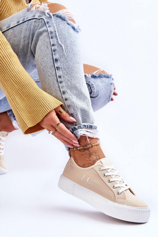 Comfortable Sneakers On The Platform Lee Cooper LCW-23-31-1808L Beige Comfortable Sneakers On The Platform Lee Cooper LCW-23-31-1808L Beige