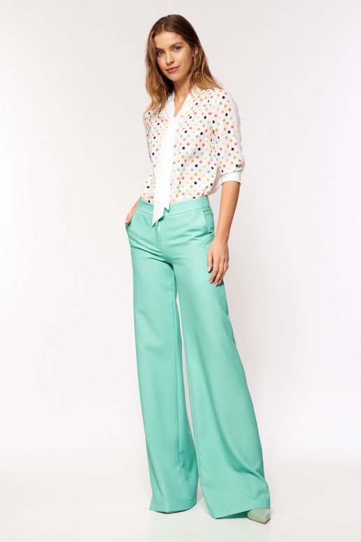 Palaidinė su taškeliais trumpomis...