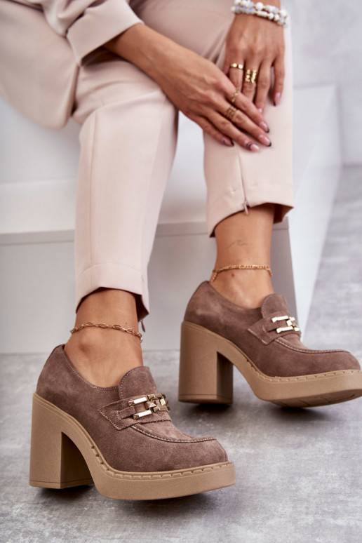 Suede shoes on a massive post Beige Jaime