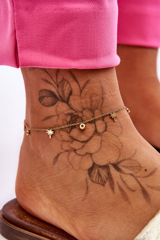 Fashionable anklet with cubic zirconias and palms gold