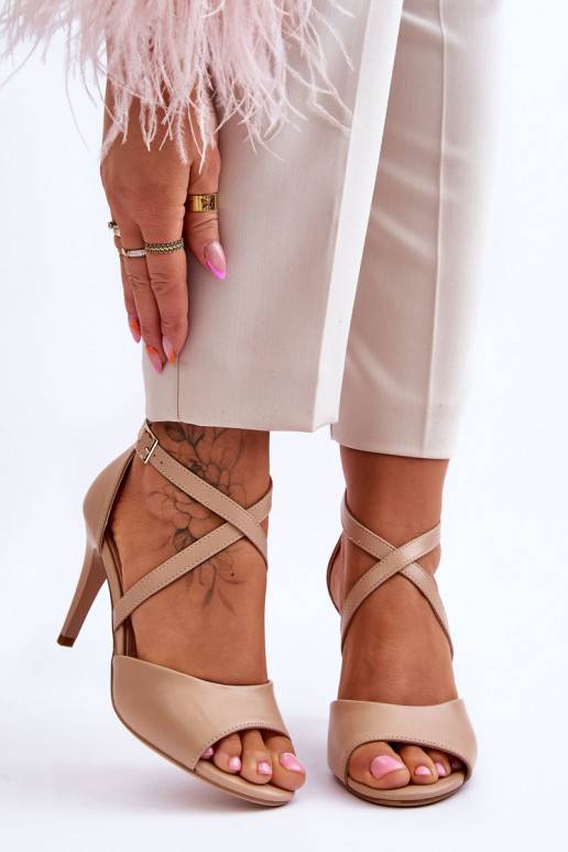 Fashionable Sandals On A High Heel Dark beige Loressa
