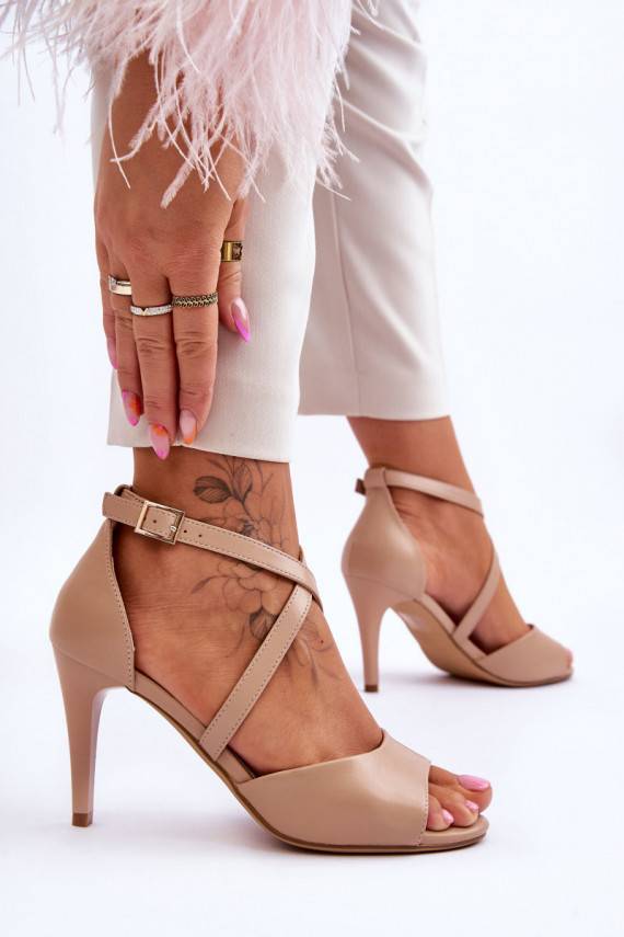 Fashionable Sandals On A High Heel Dark beige Loressa