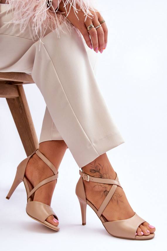 Fashionable Sandals On A High Heel Dark beige Loressa