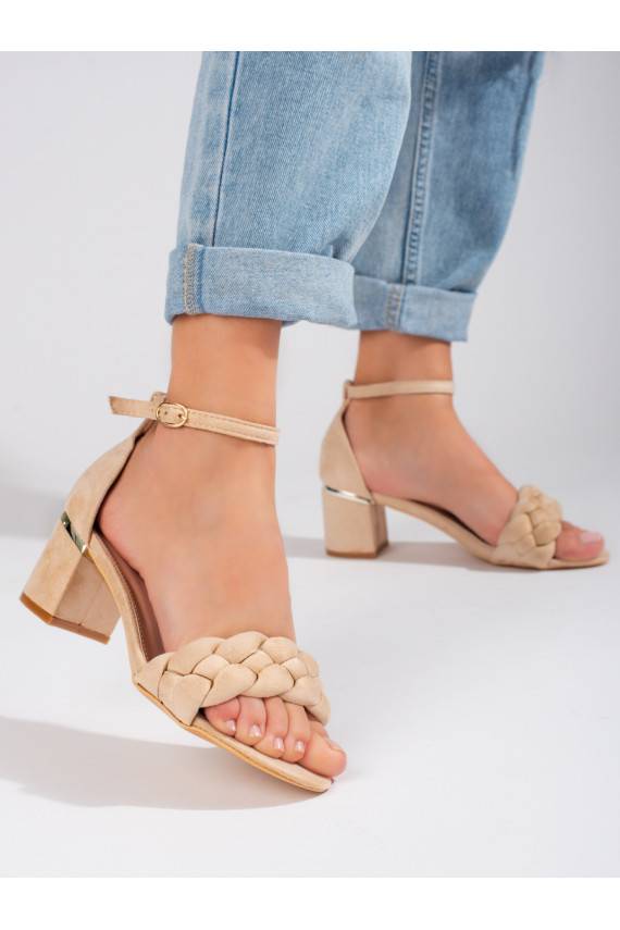 beige  sandals on the heel Shelovet 