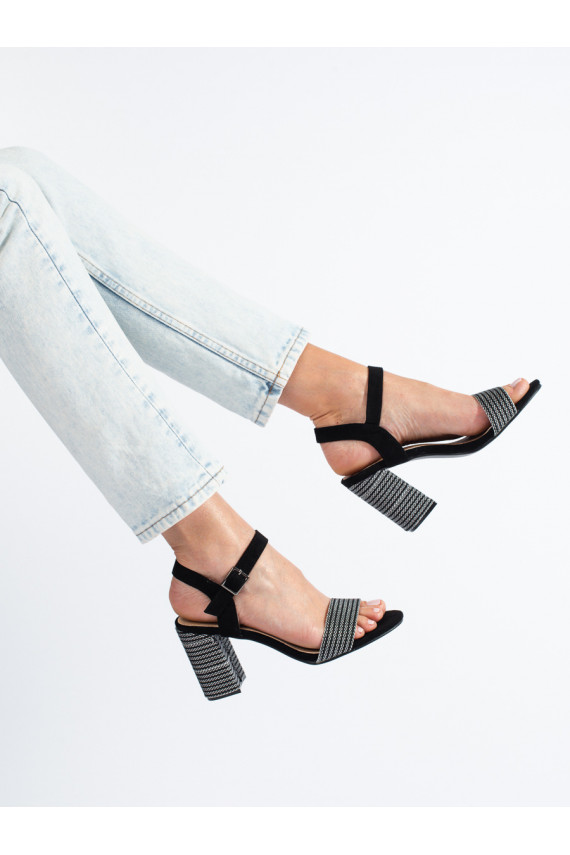   black sandals  Shelovet