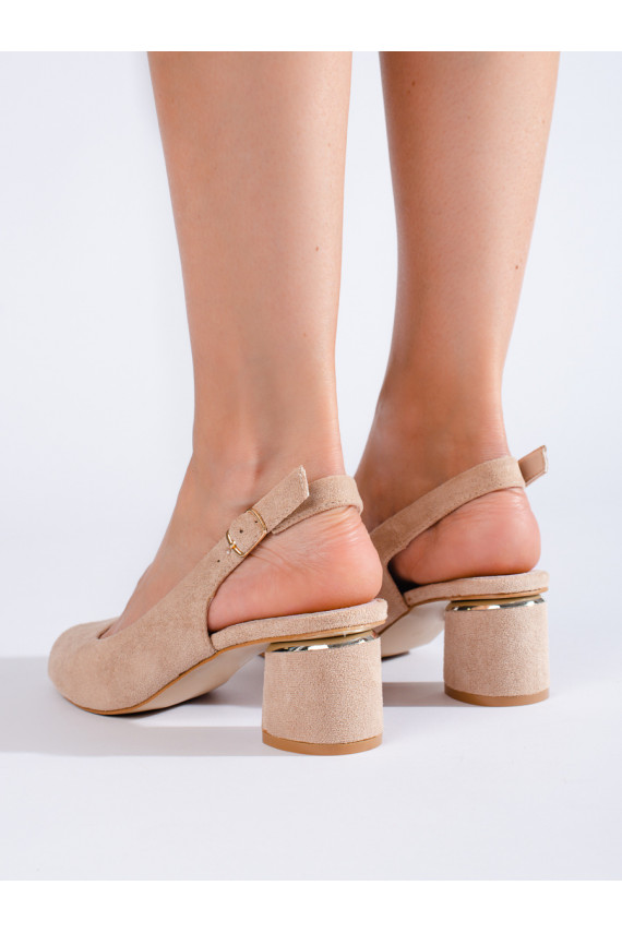 of suede sandals  Shelovet beige