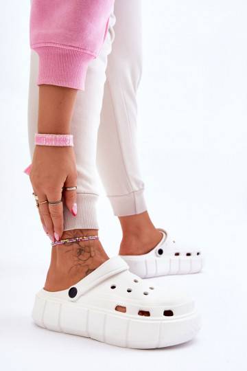 Women's Foam Platform Crocs White Beckett 2
