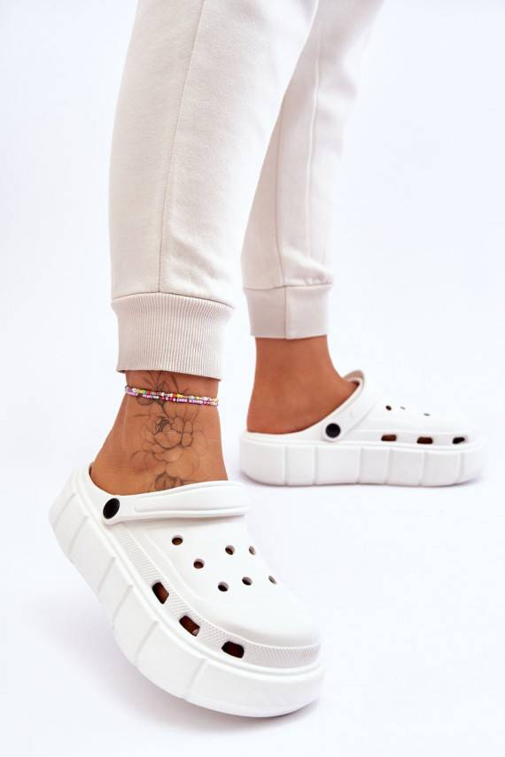 Women's Foam Platform Crocs White Beckett