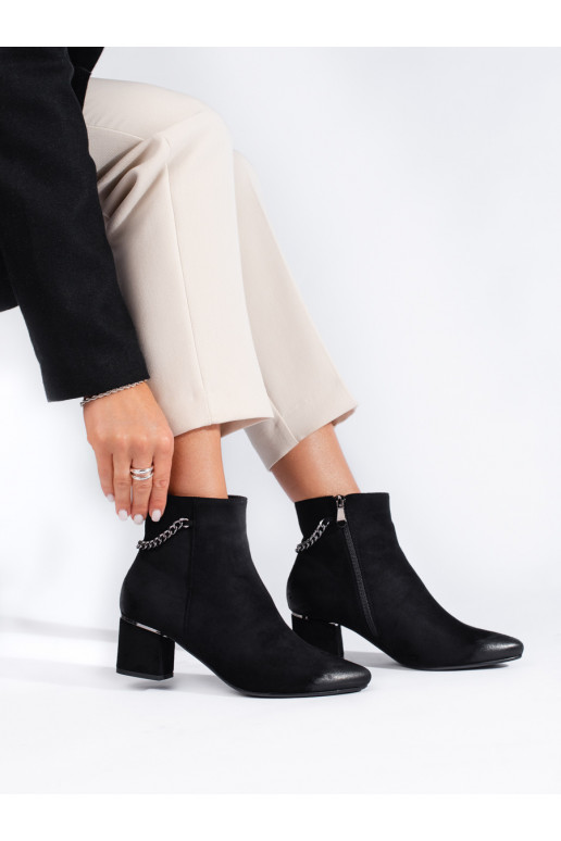 black of suede women's boots on the heel Vinceza
