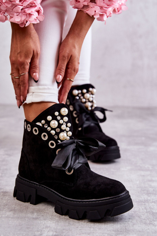 Suede Warm Boots With Pearls Black Roco