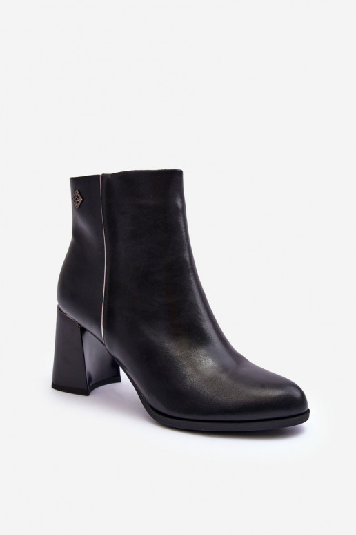 Leather Boots on Heel Black Popilla