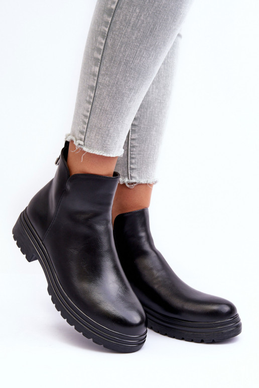 Leather Low-Top Boots Black Foteini