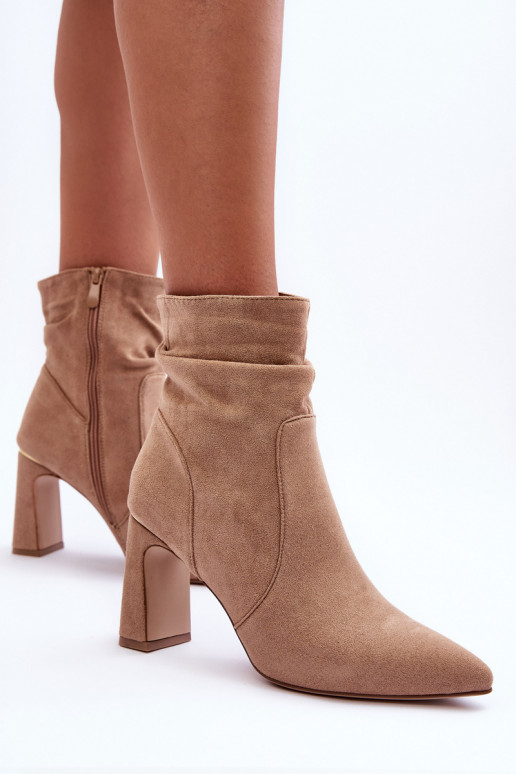 Suede Boots On Heel Beige Mellamene