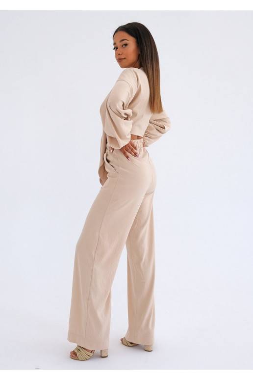 Kamari - loose style pants in beige...