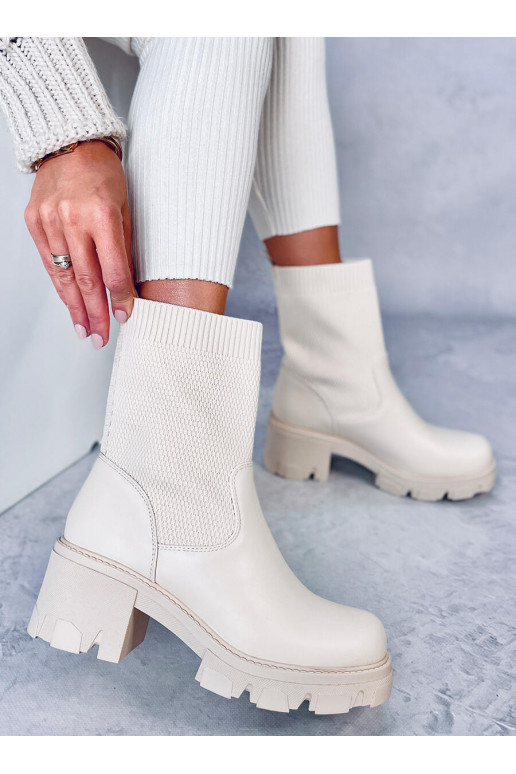 Boots with an elastic upper FAIRS BEIGE