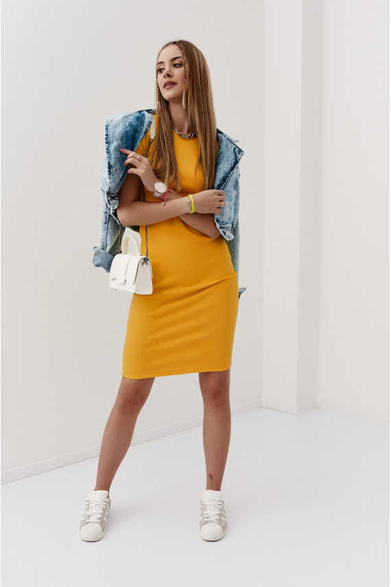dress with short sleeves mustard colors