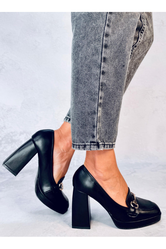 Moccasins  ALBERS BLACK