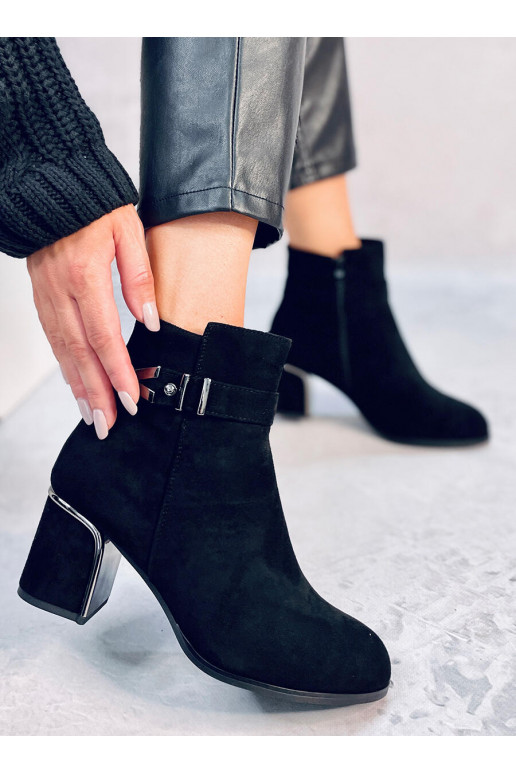 Elegant style boots  KHALIA BLACK