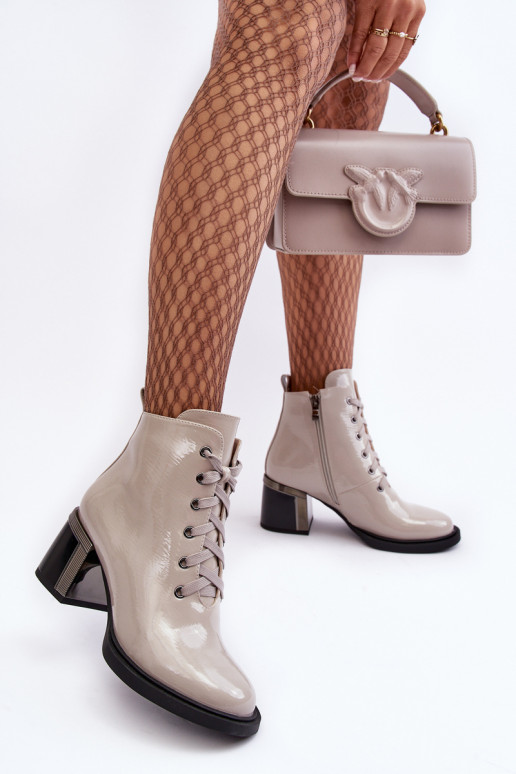 Women's Lacquered Boots D&A MR870-98 Light gray