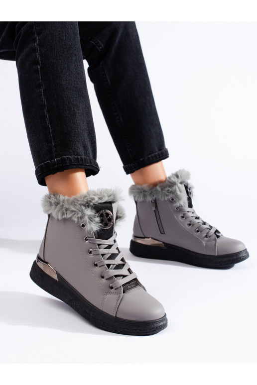 gray-boots-shelovet