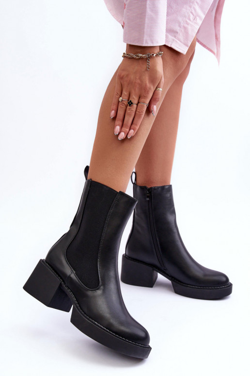 Women's Ankle Boots on Chunky Heel Black Ironna
