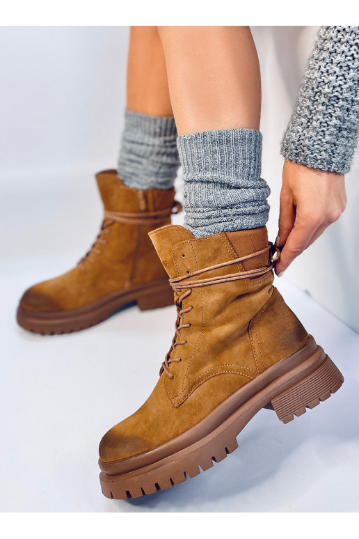 Stylish women's boots massive platform DESFOR CAMEL