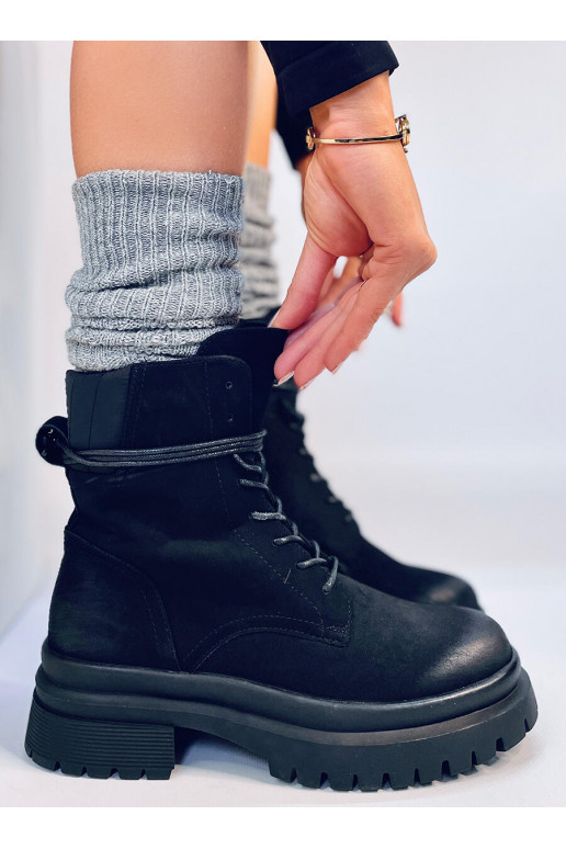 Stylish women's boots massive platform DESFOR BLACK