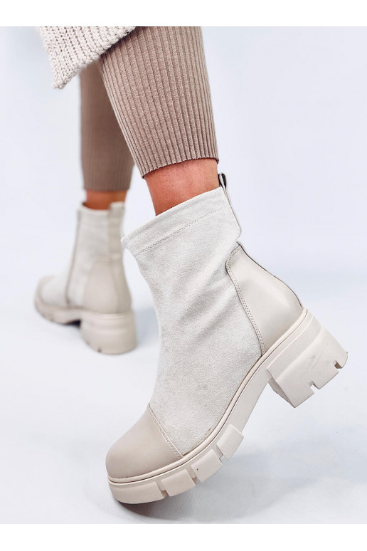 Boots with a wide heel OLSON BEIGE