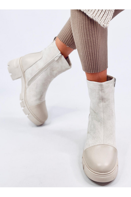 Boots with a wide heel OLSON BEIGE