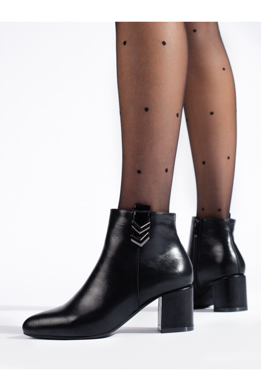 Elegant style  black  