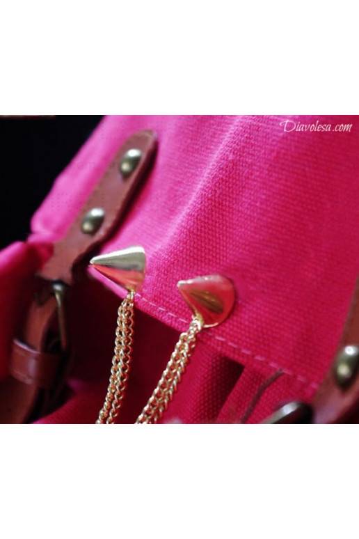 Collar necklace
