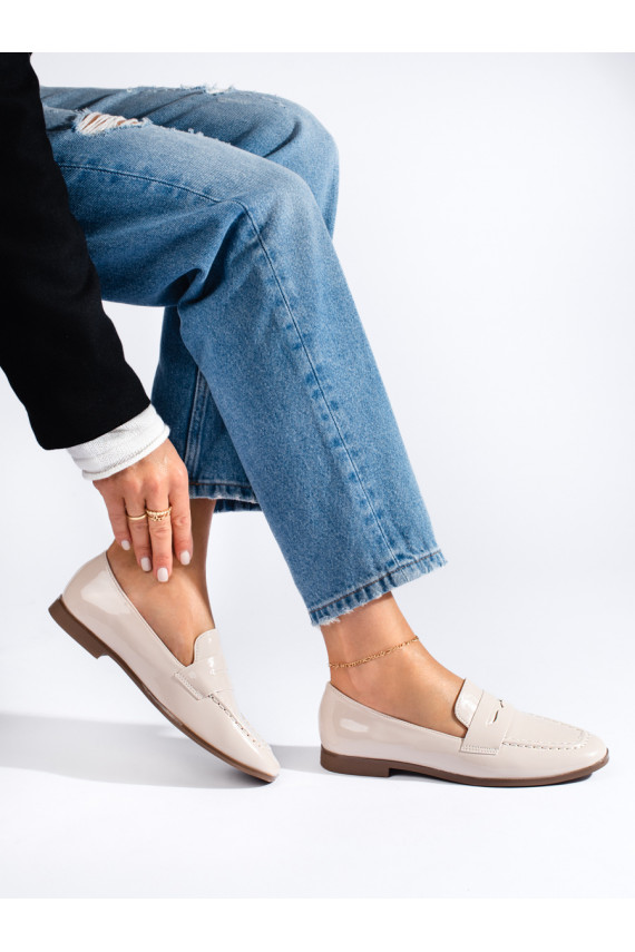 with-lacquer-effect-beige-women-s-moccasins-shelovet