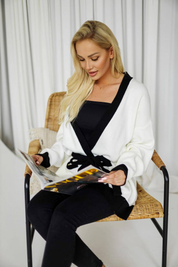 Kardiganas Badustore 2