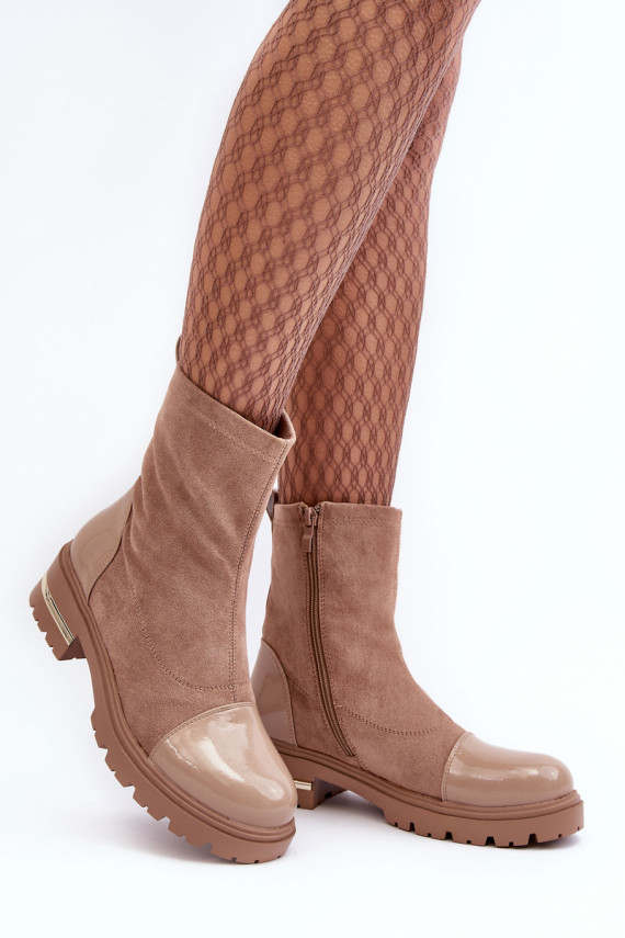 Leather Classic Boots On A Flat Heel Beige Shendete