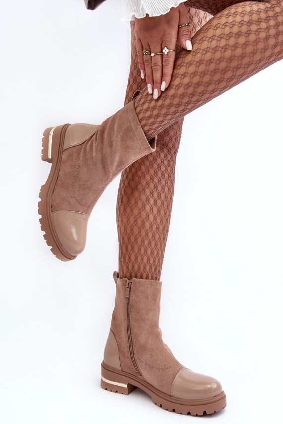 Leather Classic Boots On A Flat Heel Beige Shendete