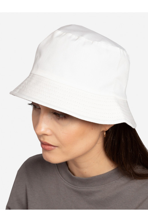 hat white color