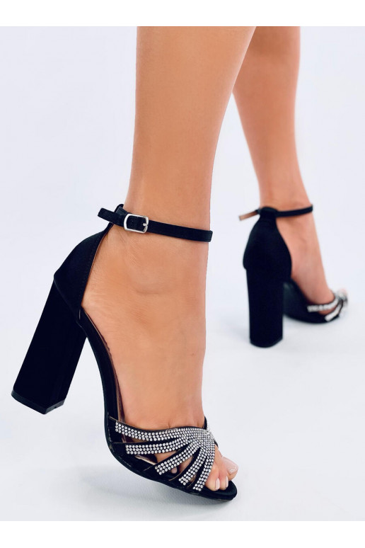 Stylish high-heeled sandals  NIKITAI BLACK