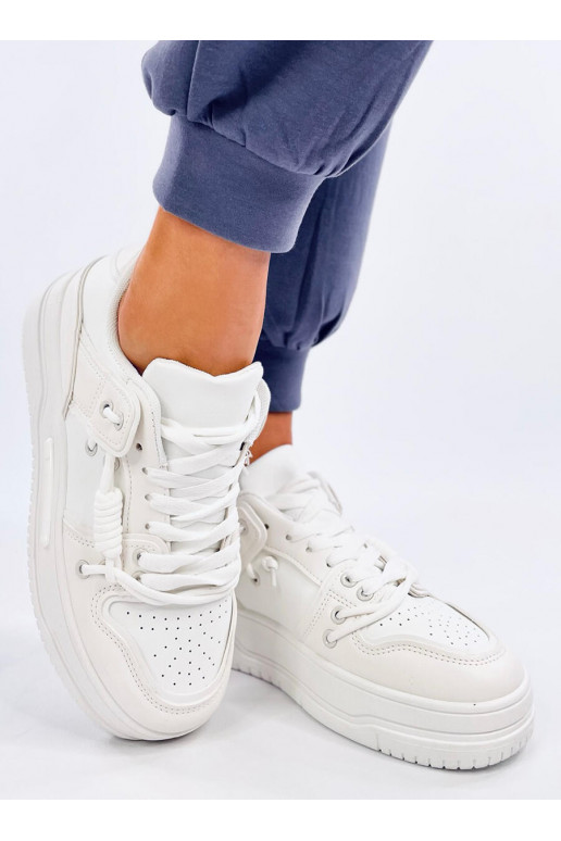 Sneakers model shoes  CLAVELL WHITE