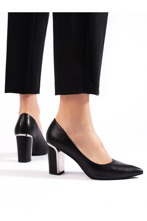 High-heeled shoes on the heel black