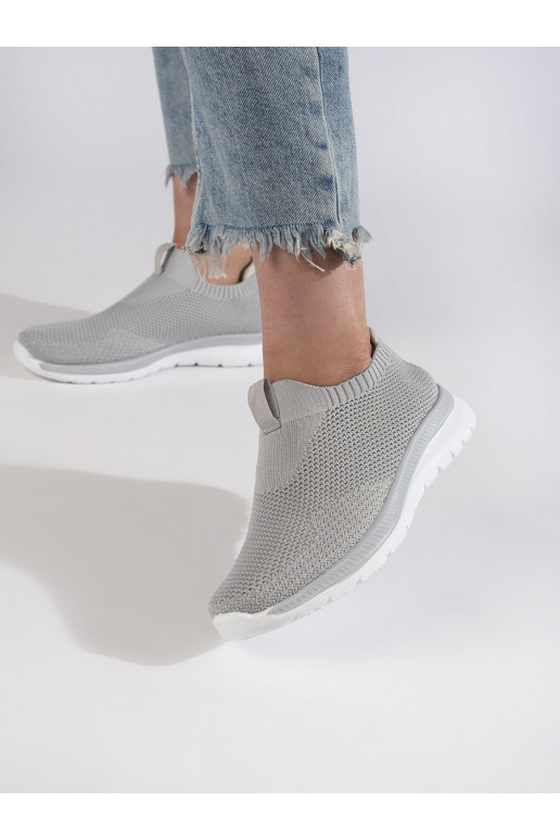 Persistent model sneakers gray