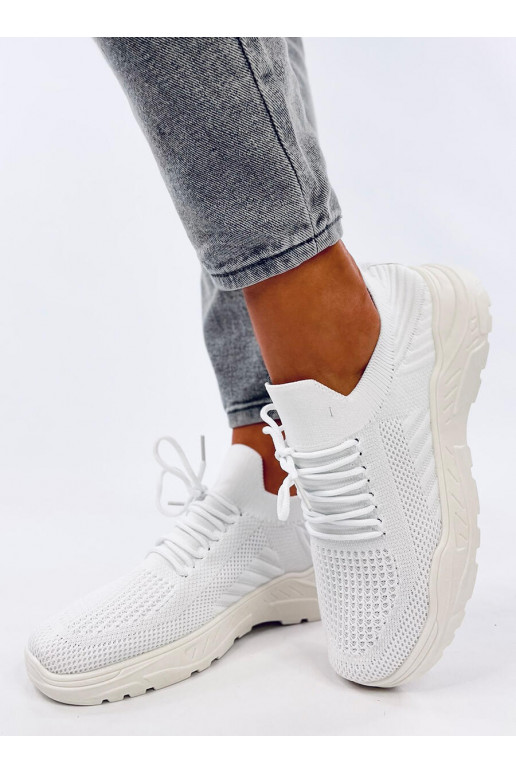 Sport shoes  JAUSSA WHITE with a slight flaw