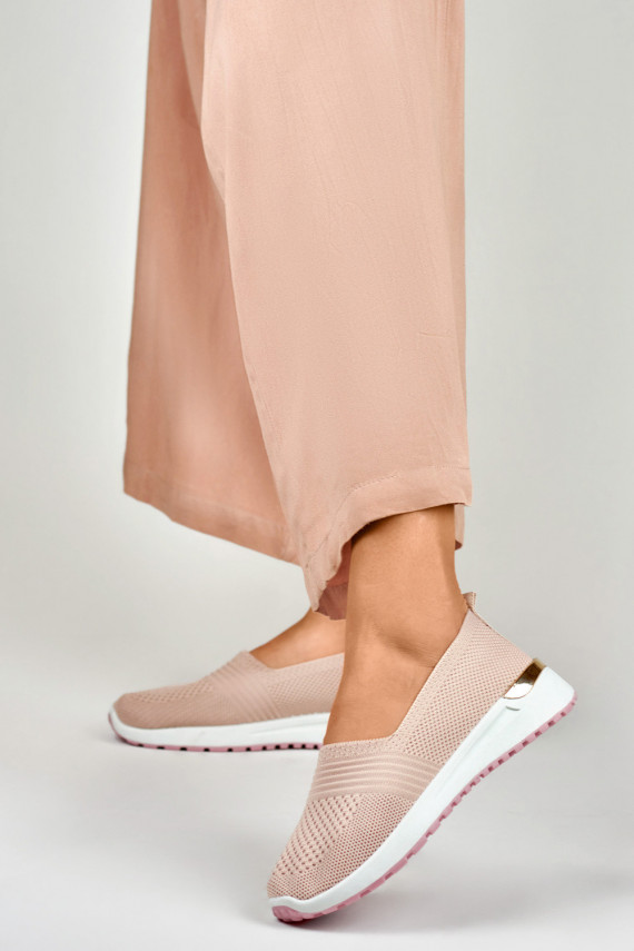 Comfortable women's shoes for everyday wear