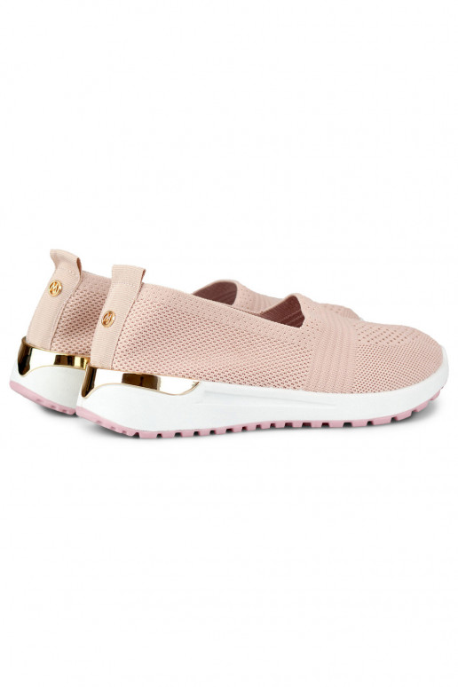 Comfortable women's shoes for everyday wear