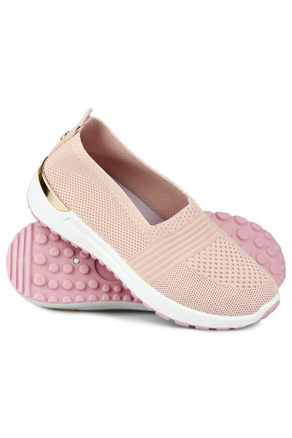 Comfortable women's shoes for everyday wear