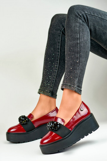 Patent red women's platform...