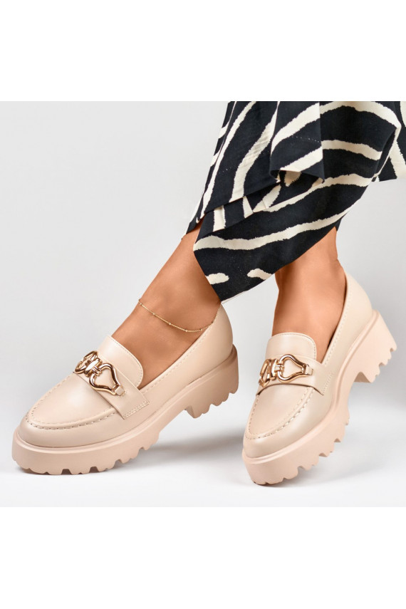 Sand-colored women's sandals made of eco-leather