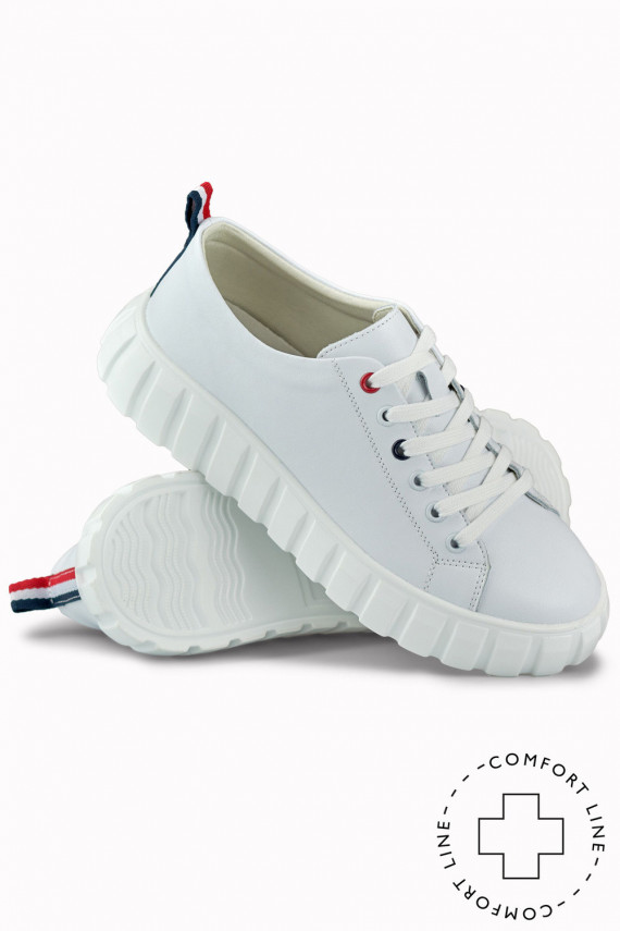 Women's white leather sports shoes